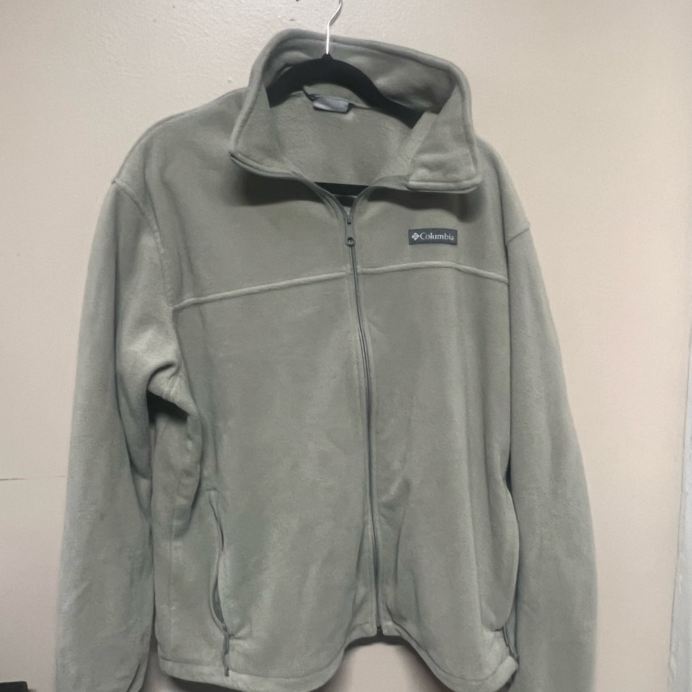 Men’s Columbia jacket